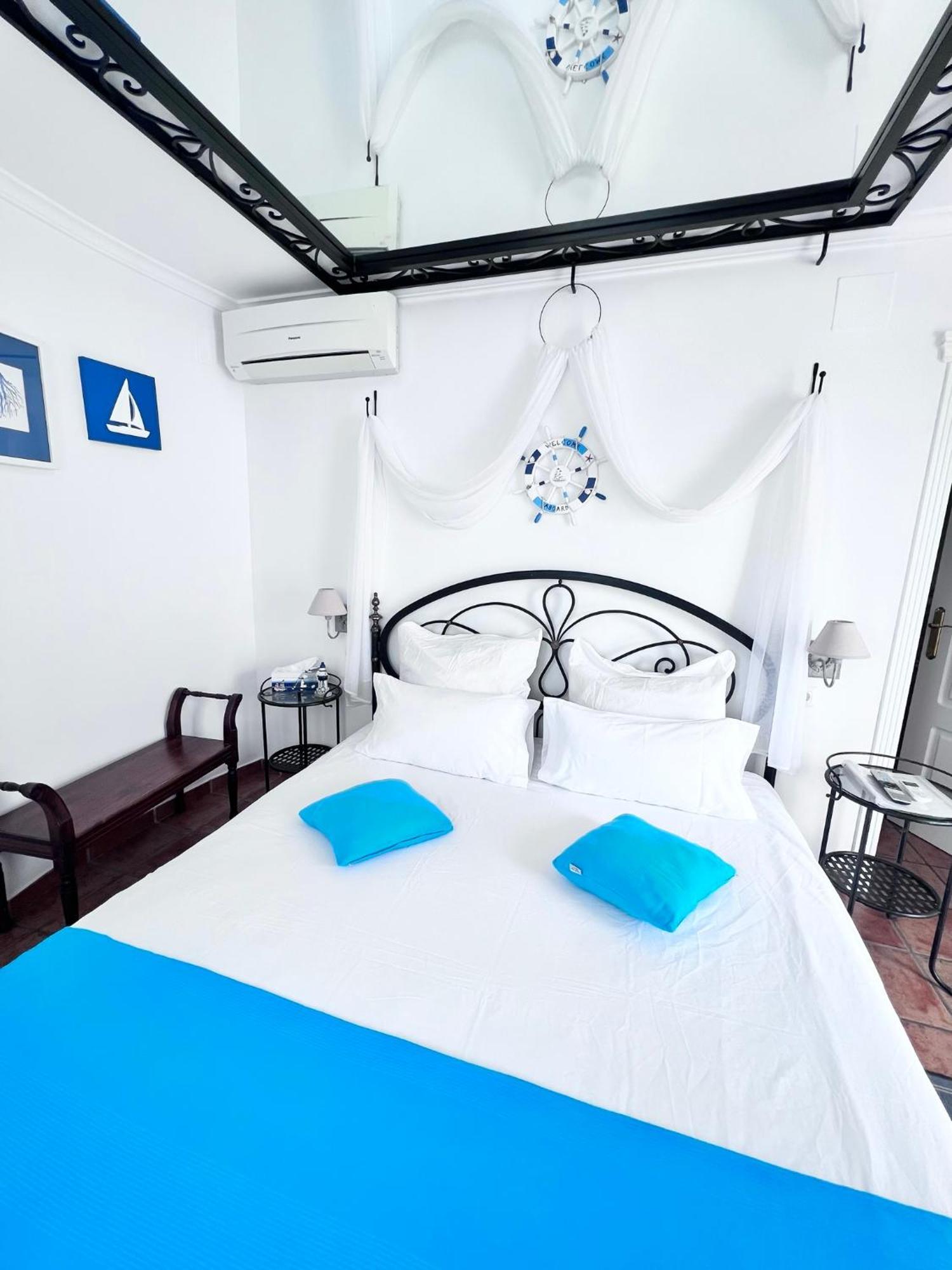 Romantic Double Room Terrace Sea View,1622914529:JPEG